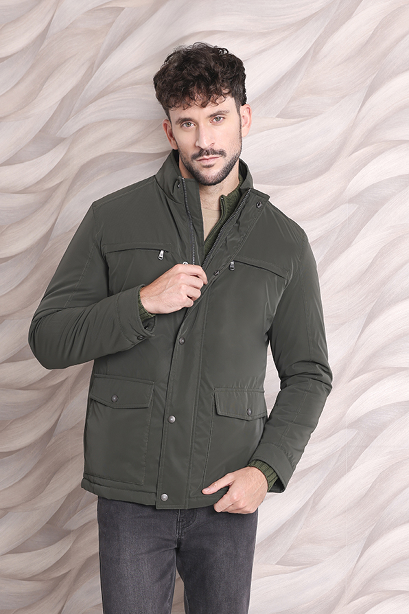 Parca la colección otoño-invierno Tem Fórmula moda B2B