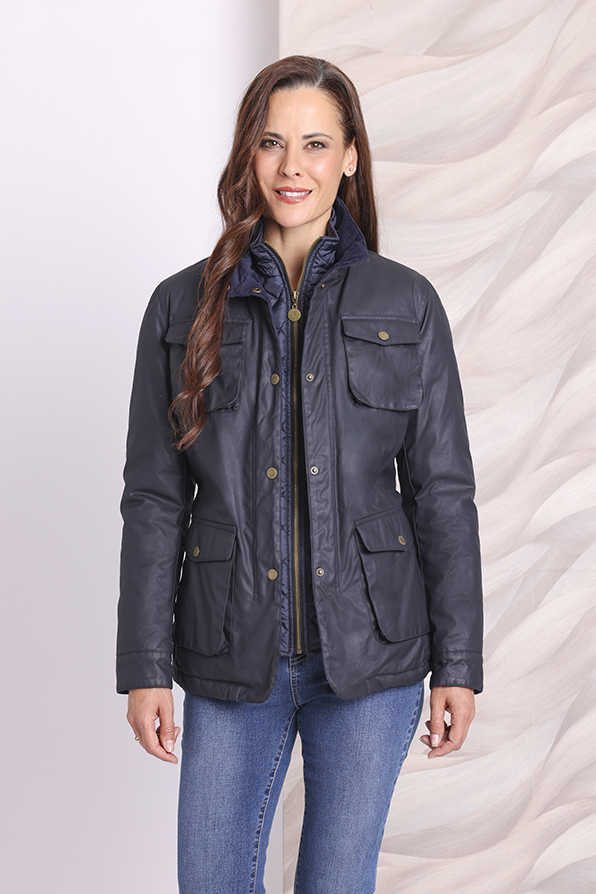 Parka de mujer con bolsillos parte de la gama Tem Fórmula enfocada en moda al por mayor